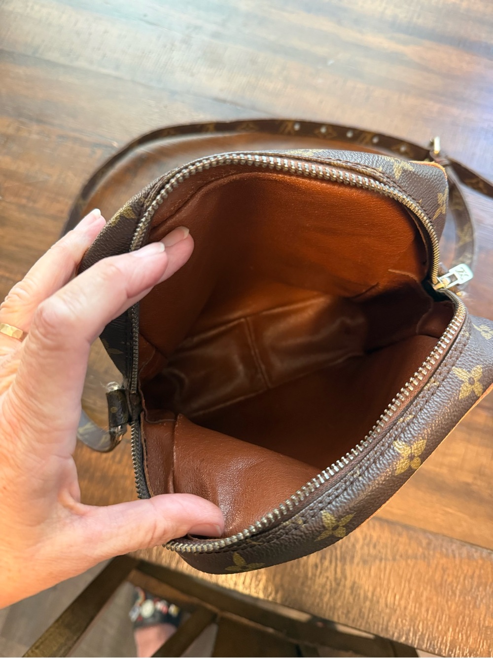 Louis Vuitton Monogram Crossbody Bag - Picture 10 of 12